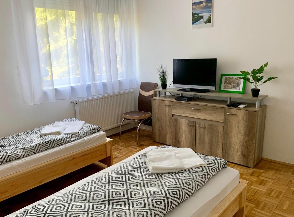 Anita Apartman Hajdúszoboszló Eksteriør billede