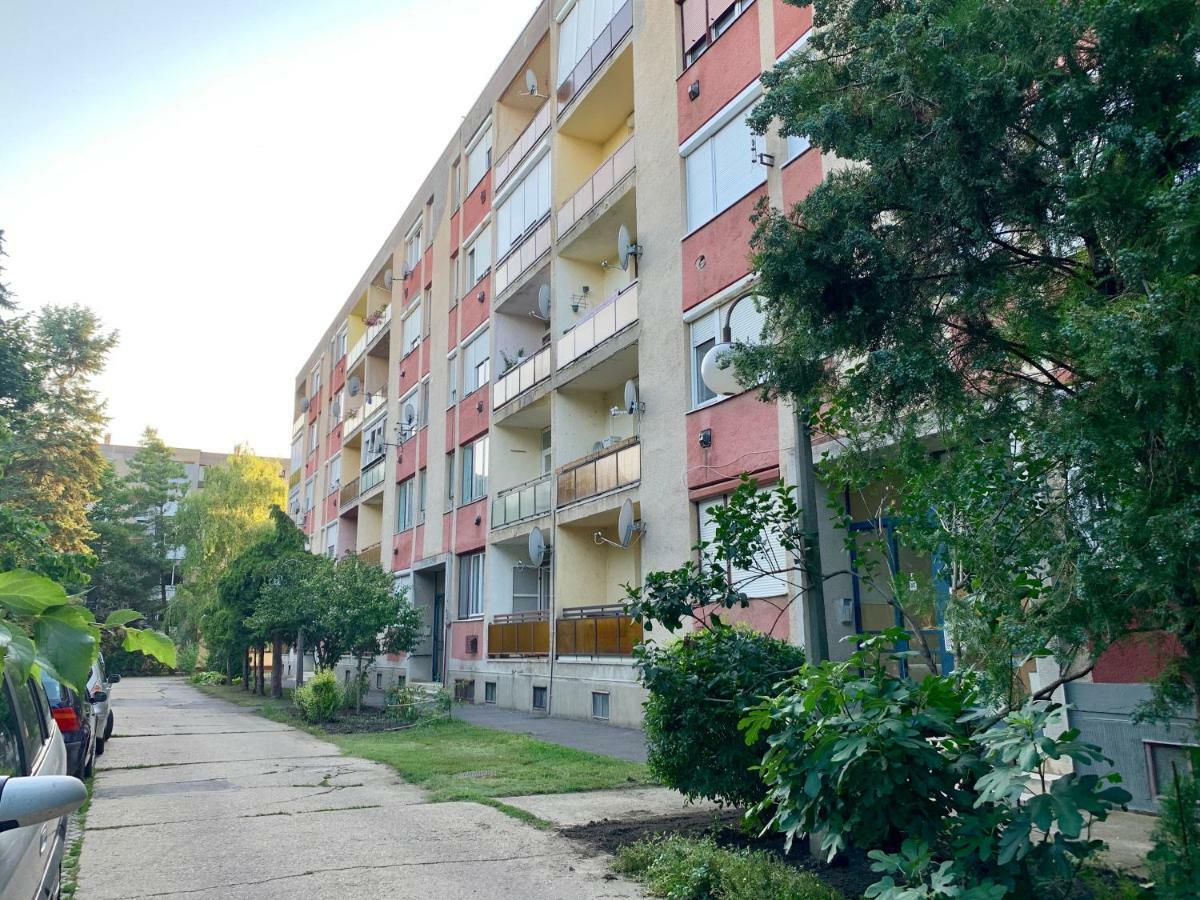 Anita Apartman Hajdúszoboszló Eksteriør billede